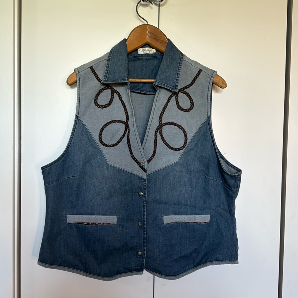 Denim Embroidered Cowboy Vest
